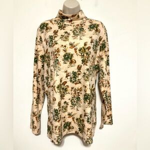 holiday long sleeve Tee